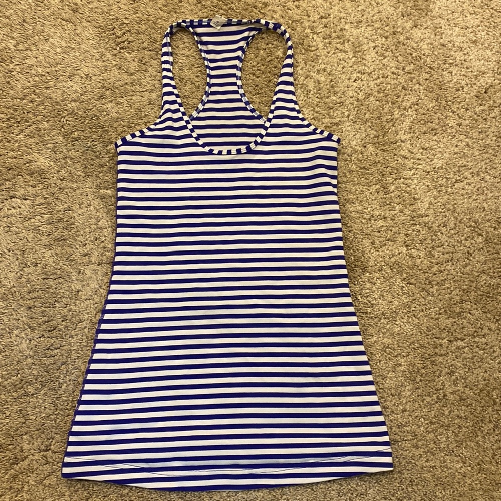Lululemon tank top